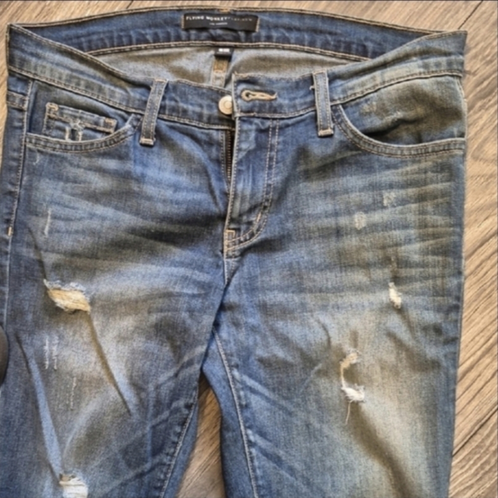 Flying Monkey Light Blue Distressed Cropped - Picture 8 of 10